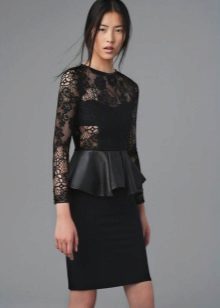 Robe basque à manches longues en dentelle