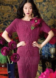 Robe tricotée bordeaux à manches raglan