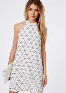 Robe droite à emmanchures américaines