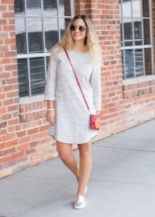  Robe Shift avec des dormeurs