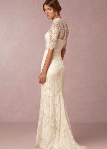 Robe en dentelle avec traine