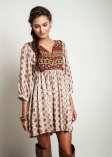 Robe tunique avec des bottes