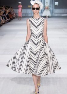 Robe à rayures