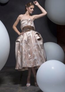 Robe de cocktail à la mode