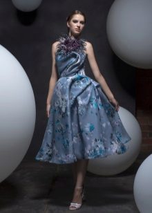 Robe de cocktail à la mode avec une emmanchure américaine
