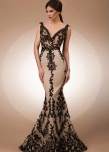 Robe pour les femmes avec une figure Sablier