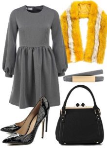 Robe tricotée avec jupe demi soleil et accessoires pour femme à la figure de poire