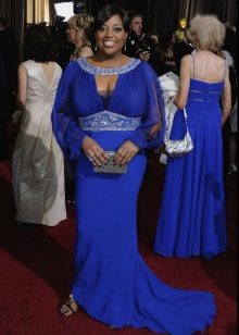 Robe longue en mélange de tissus bleu avec une manche complète