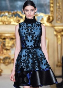 Robe courte bleue baroque