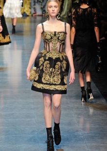 Robe courte baroque