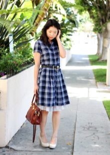 Robe d'été décontractée à carreaux