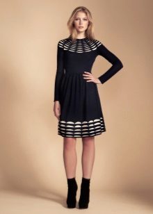 Robe évasée noire