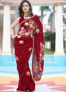 Robe bordeaux sari