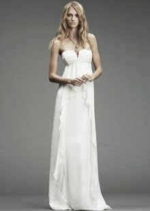 Robe de mariée taille haute avec encolure ouverte