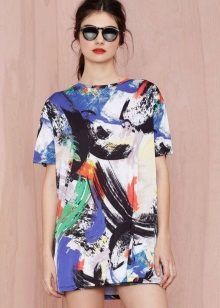 Robe avec un motif abstrait
