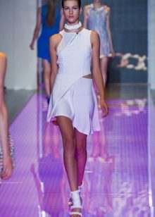 Robe courte sportive tricotée