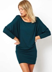 Robe de chauve-souris tricotée