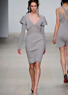 Robe de printemps tricotée