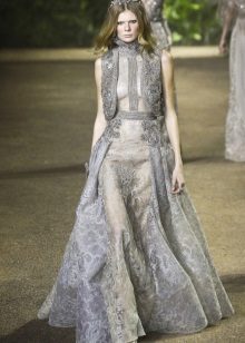 Robe à col montant