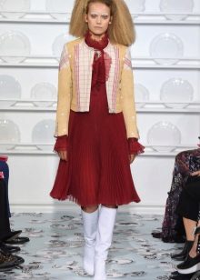 Vêtements d'extérieur pour la robe de printemps