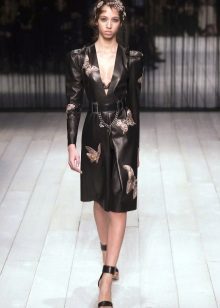 Chemise en cuir