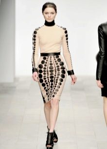 Robe en tricot avec cuir