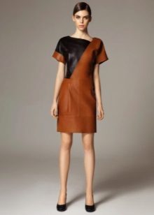 Robe en cuir tous les jours