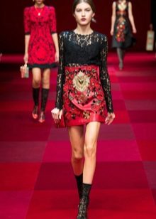Robe en cuir avec dentelle