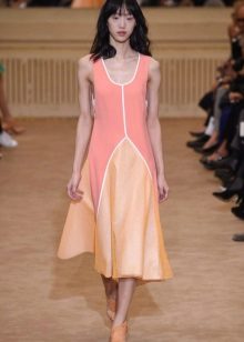 Robe débardeur a-silhouette de sport d'été