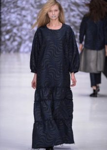 Robe d'automne au sol libre