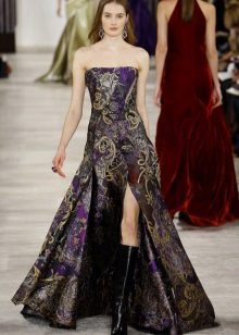 Une ligne robe bustier fendue
