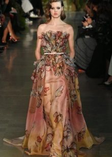 Robe sans bretelles par Elie Saab