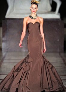Année robe sans bretelles