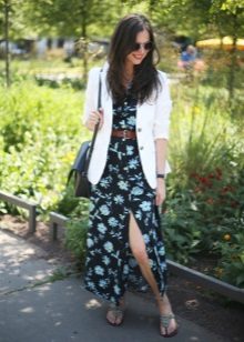 Robe de chambre en combinaison avec une veste