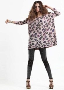 Robe chauve-souris avec leggings