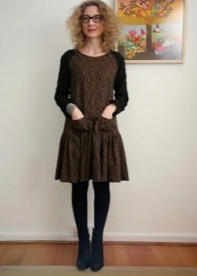 Robe à taille basse et jupe moelleuse