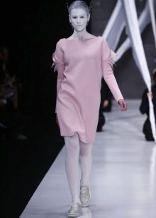 Robe courte en laine avec viscose