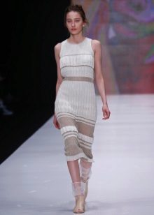 Robe droite en laine