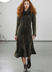 Robe en laine chaude avec manches