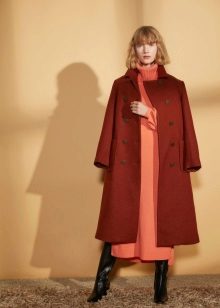 Robe en laine chaude midi