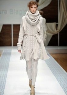 Robe tunique en laine