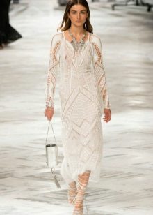 Habillez-vous dans le style du blanc boho-chic