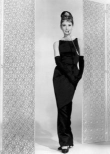 Robe dans un style rétro petit noir