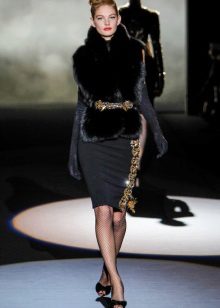Colete de pele para vestido preto