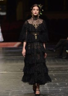Vestido de renda preta