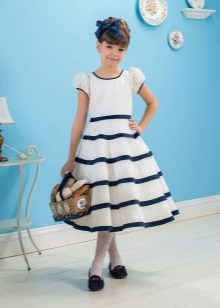 Robe d'été pour fille aux rayures bleues