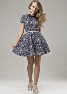 Robe d'été courte et moelleuse pour les filles 12-14 ans