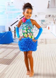 Robe d'été élégante pour une fille avec une emmanchure américaine