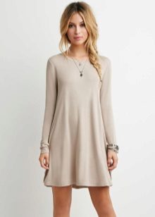 robe de pied délicate