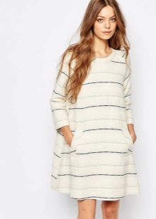 robe en tweed rayée